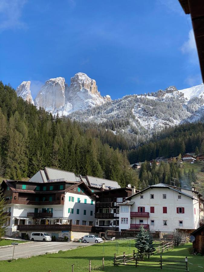 Calore Di Una Casa Di Montagna กัมปีเตลโลดีฟัสซา ภายนอก รูปภาพ